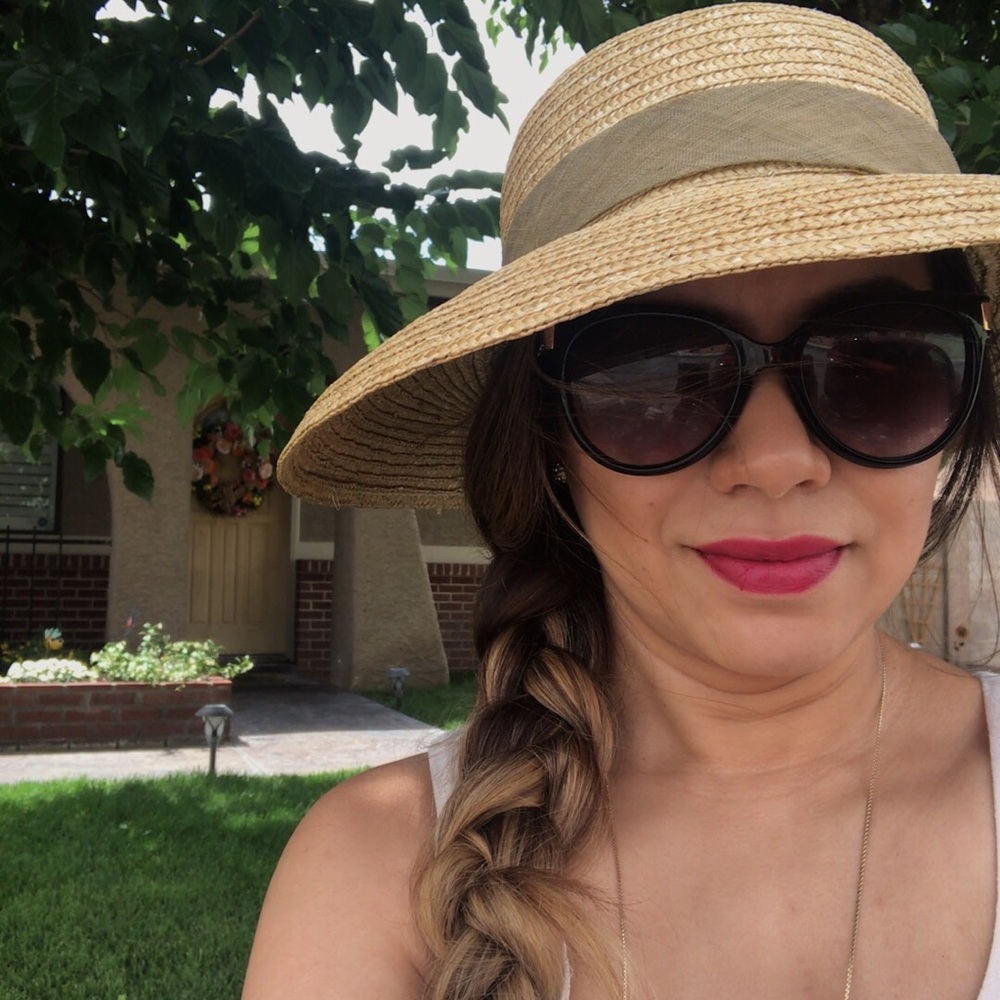 Meet your Posher, Jazmin